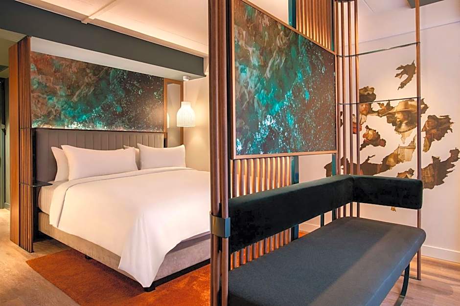 Renaissance Amsterdam Hotel