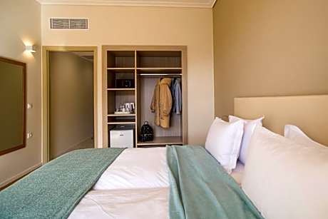 Double or Twin Room with Balcony