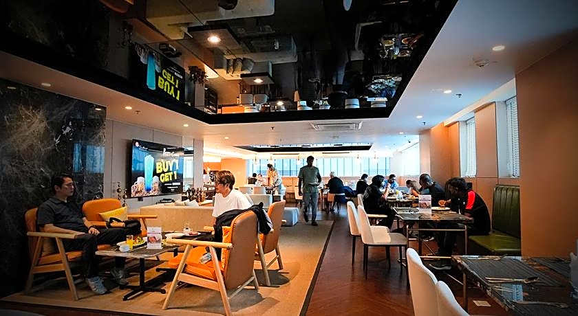 Ramada by Wyndham Bangkok Sukhumvit 11