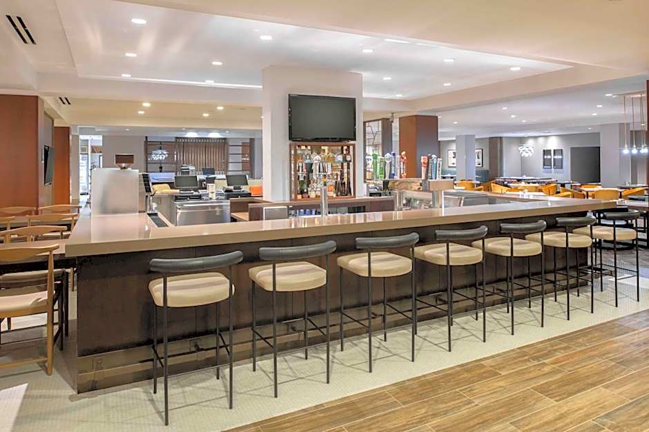 DoubleTree By Hilton Hotel San Francisco Airport