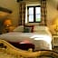 The Swan Inn Swinbrook