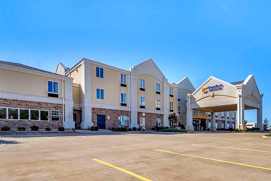 Comfort Inn & Suites Perry I-35