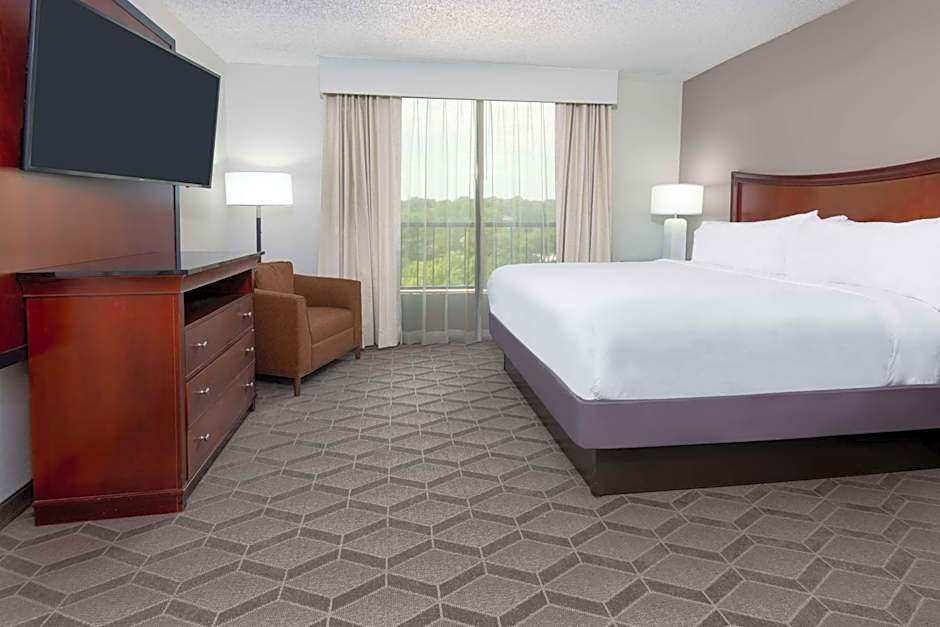 Embassy Suites By Hilton Hotel Dallas - Park Central Area