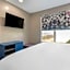 Sonesta Essential IAH Airport JFK Boulevard - Newly Renovated