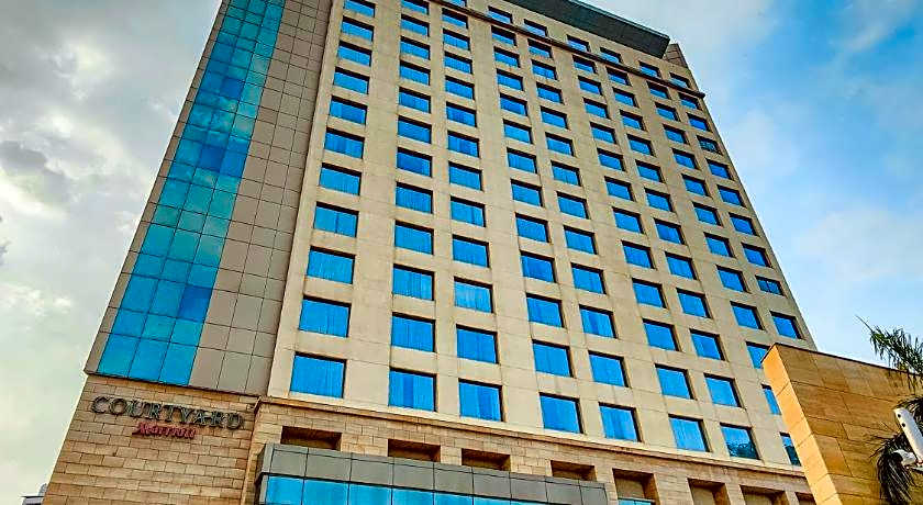 Courtyard by Marriott Gurugram Downtown