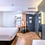 B&B HOTEL LYON Centre Perrache Berthelot