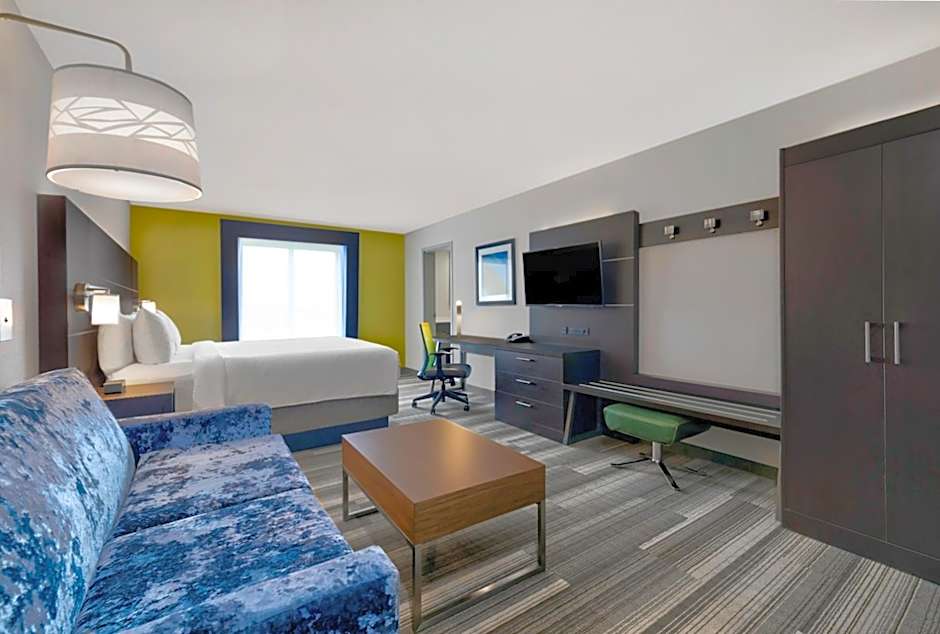 Holiday Inn Express Hotel & Suites Kansas City - Grandview By IHG