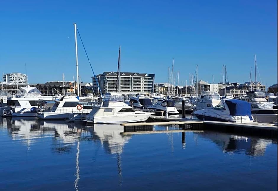 5 Star Mandurah Beach Exclusive Apt