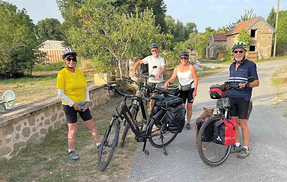 Roue d'escampette Gîte d'étape et cycliste - Village vacances pour tous
