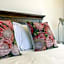 Vredehoek Guest Farm
