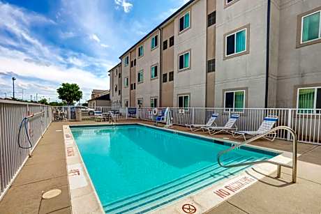 Motel 6-Weatherford, TX