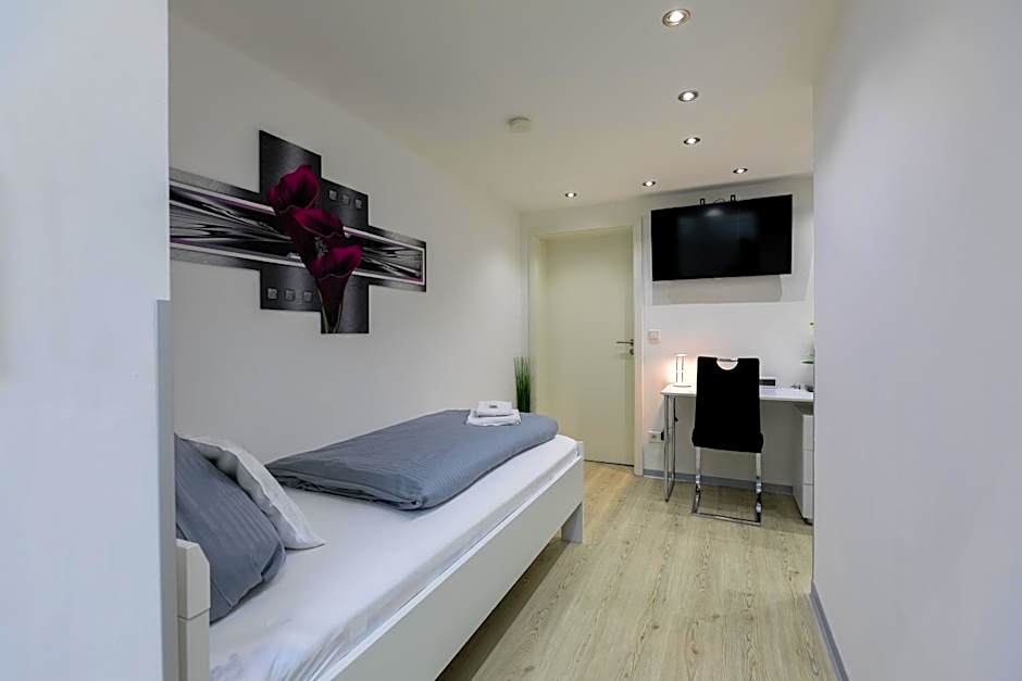 Hotel Rühen, 24 Stunden Check in, Küche, kostenfreie Parkplätze