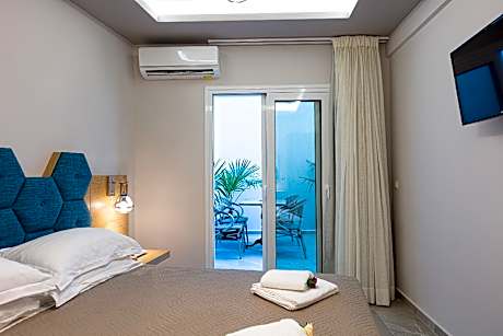 Jacuzzi Suite-1 King Bed