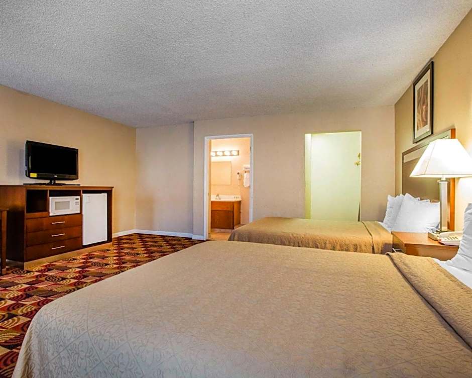 Quality Inn Redding near I-5