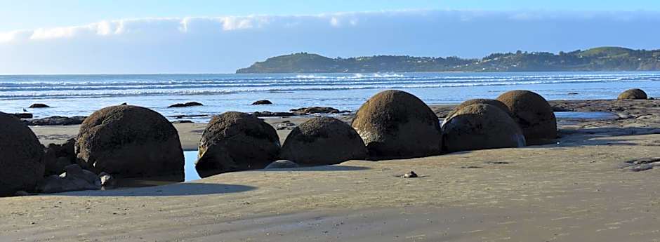 Moeraki Beach Motels