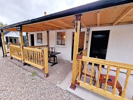 Apartment with Shower