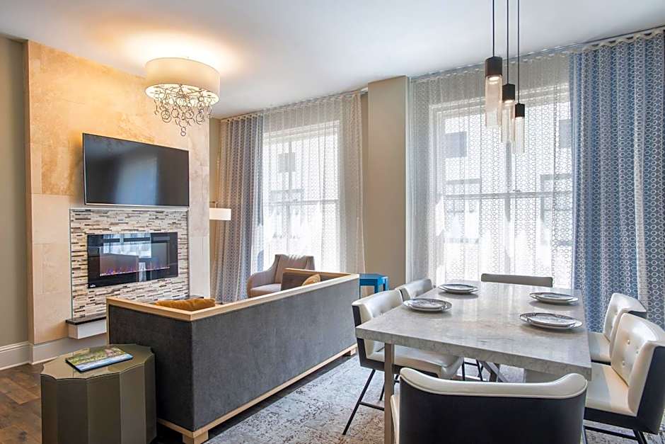 Magnolia Hotel Denver, a Tribute Portfolio Hotel