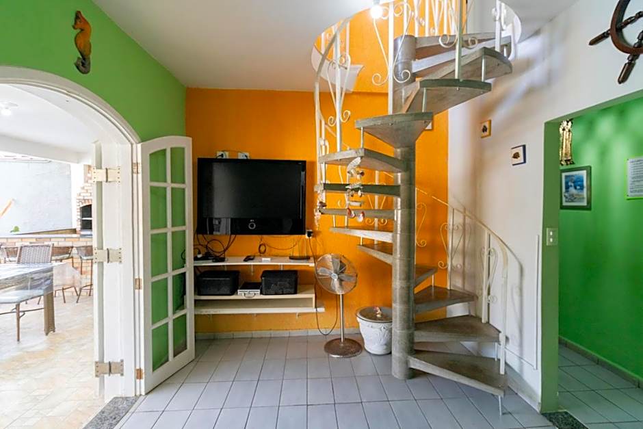 Casa com piscina prox a Praia em Peruibe SP