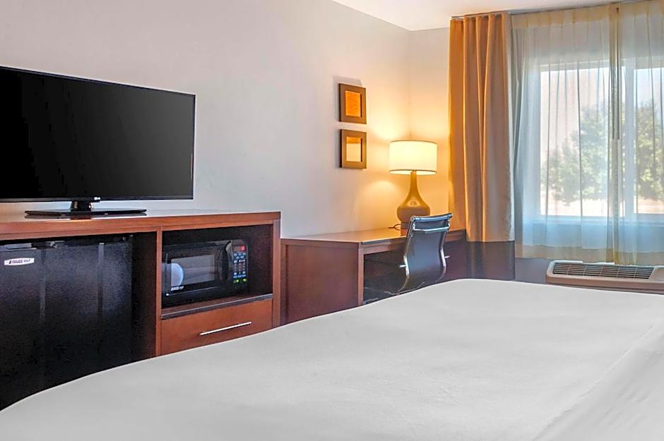 Comfort Inn & Suites Beaver - Interstate 15 North