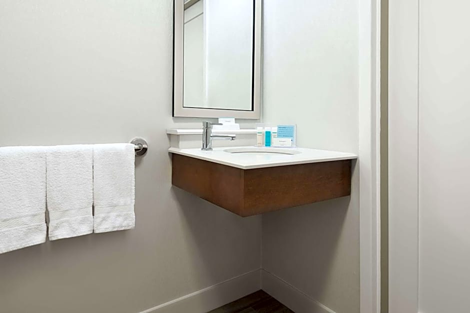 Hampton Inn By Hilton Boston/Marlborough