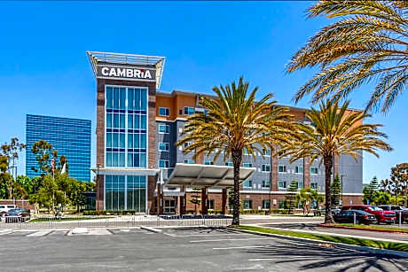 Cambria Hotel LAX