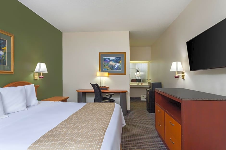 Travelodge by Wyndham Port Wentworth Savannah Area