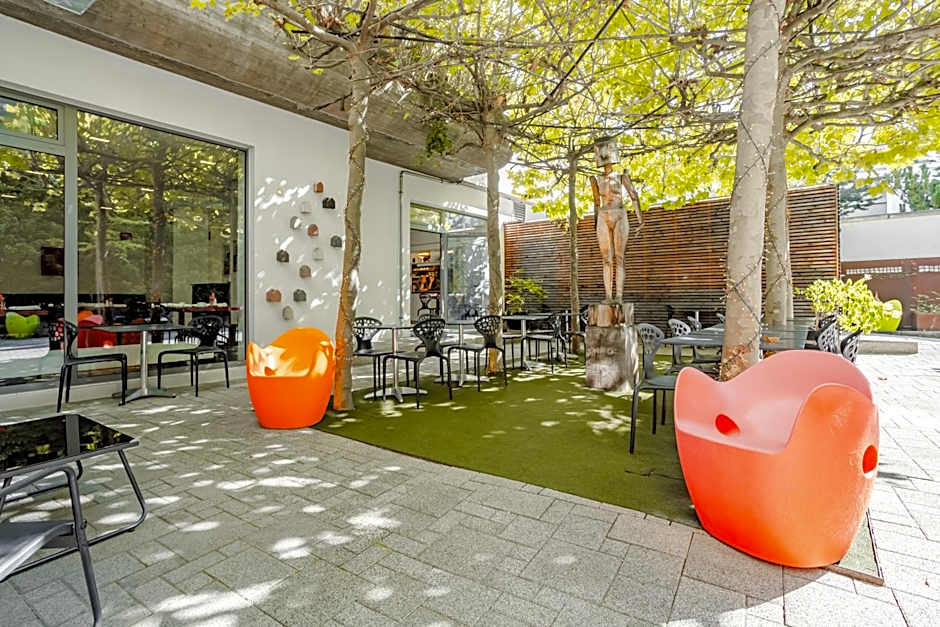 Art & Business Hotel