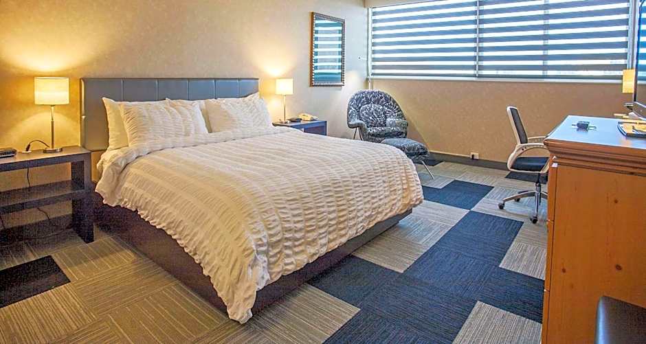 The Rushmore Hotel & Suites; BW Premier Collection