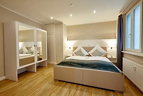 Deluxe One-Bedroom Apartment with City View