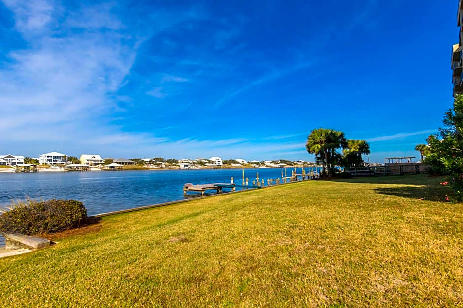 Ole River Hideway, Orange Beach, Updated 2 Bedroom Waterfront Condo, Wind Drift