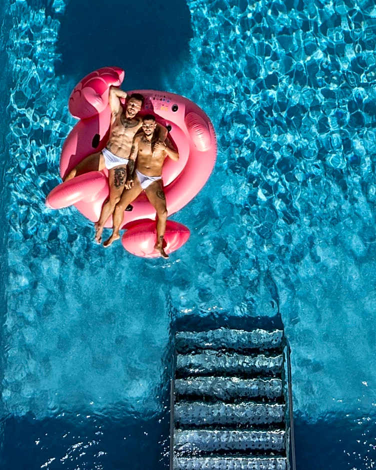 The Purple Hotel - Adults Only