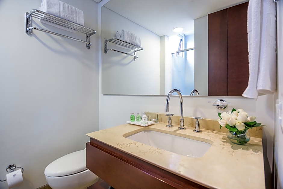 NH Bogota Urban 93 Royal