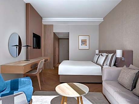 Premium Pool and Seaview Room (16+ years old)