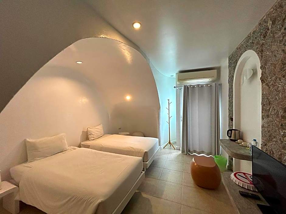 Benyada Lodge - Surin Beach