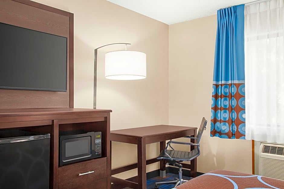 Super 8 by Wyndham Lenexa Overland Park Area