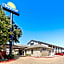 Days Inn by Wyndham Round Rock