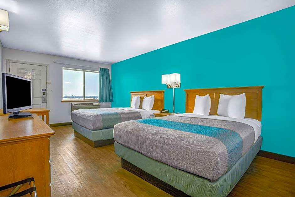 Motel 6-Baker City, OR