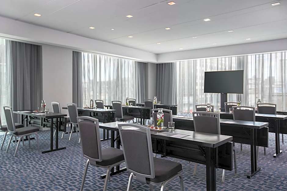 Renaissance Boston Seaport District
