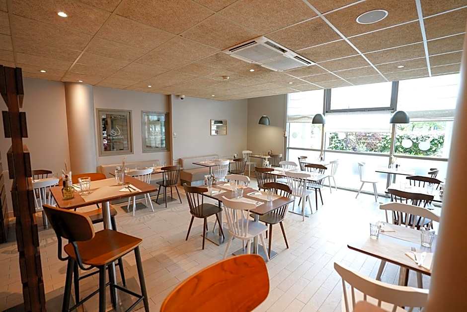 Hotel Campanile Roissy