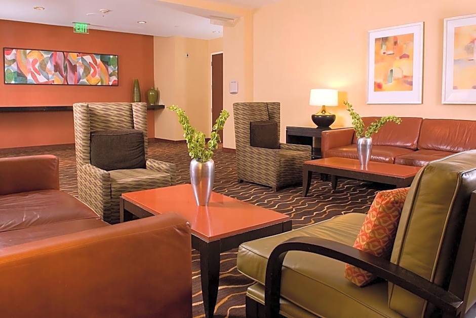 Courtyard by Marriott Los Angeles Sherman Oaks
