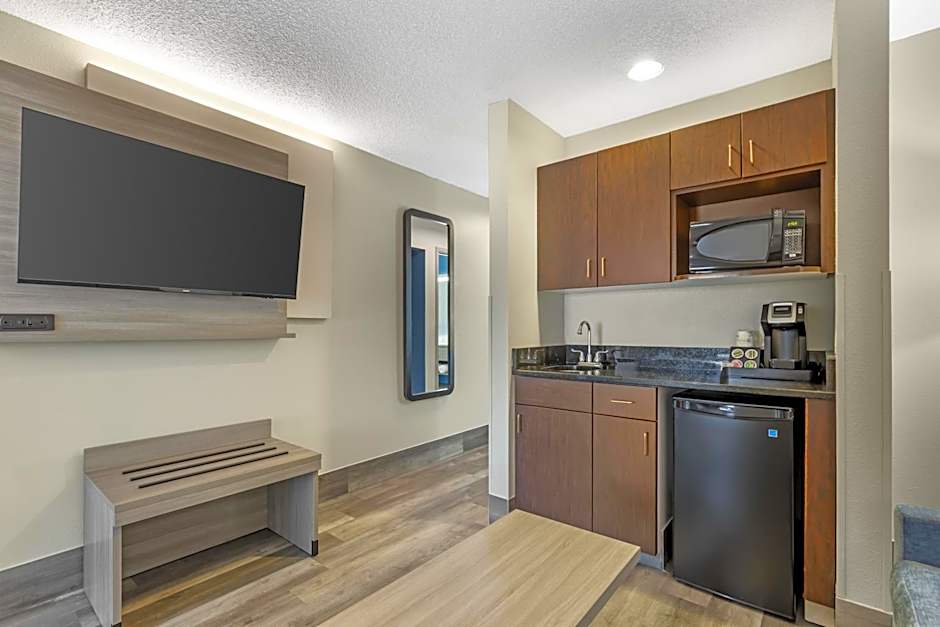 Best Western Plus Omaha Airport Inn