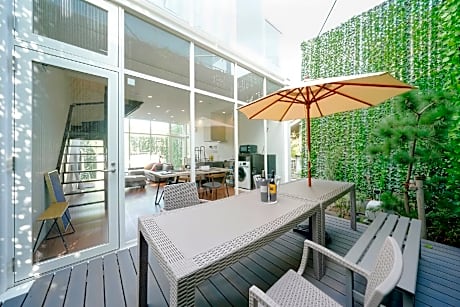 Enoshima Terrace