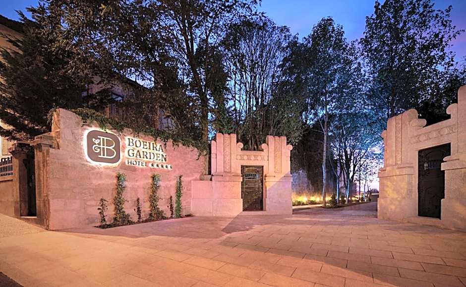 Curio Collection by Hilton Boeira Garden Hotel Porto, Portug