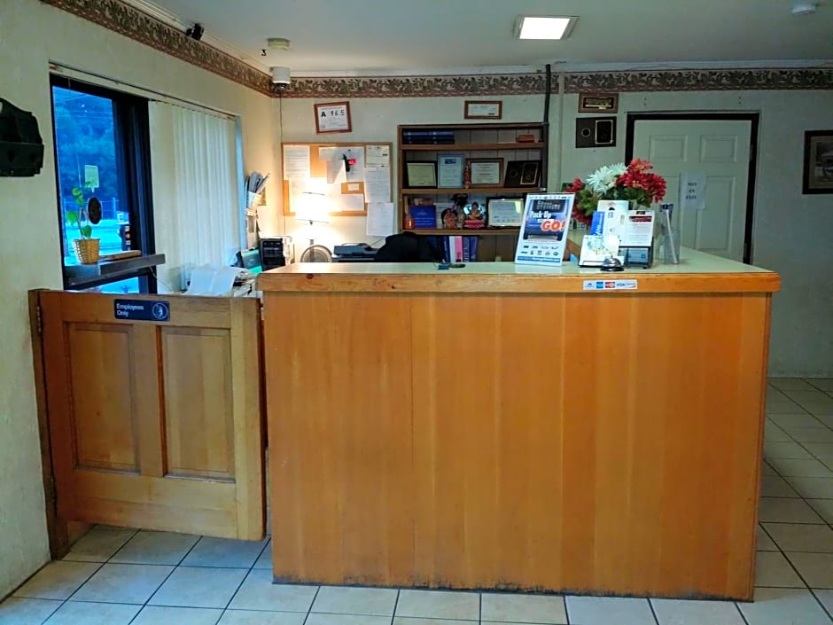 Loyalty Inn Rockingham