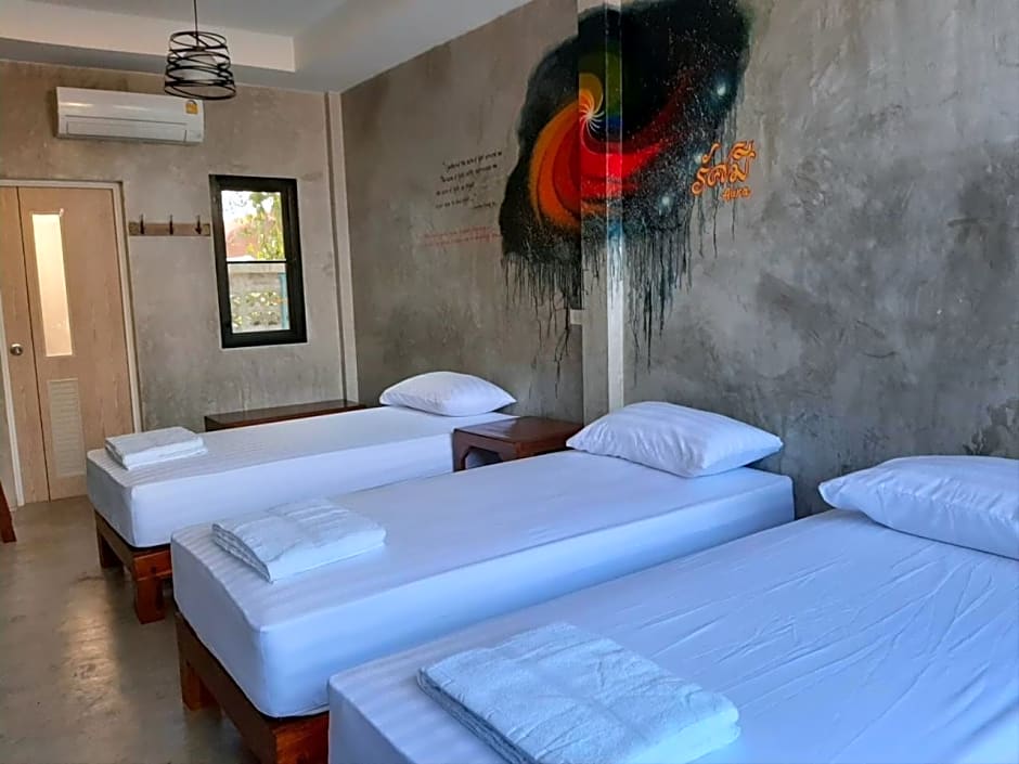 Baan Rabiangdao UthaiThani