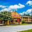 Econo Lodge Inn & Suites Columbus near Fort Benning