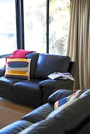 Deluxe Two-Bedroom Apartment