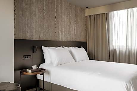 Junior Suite with Balcony