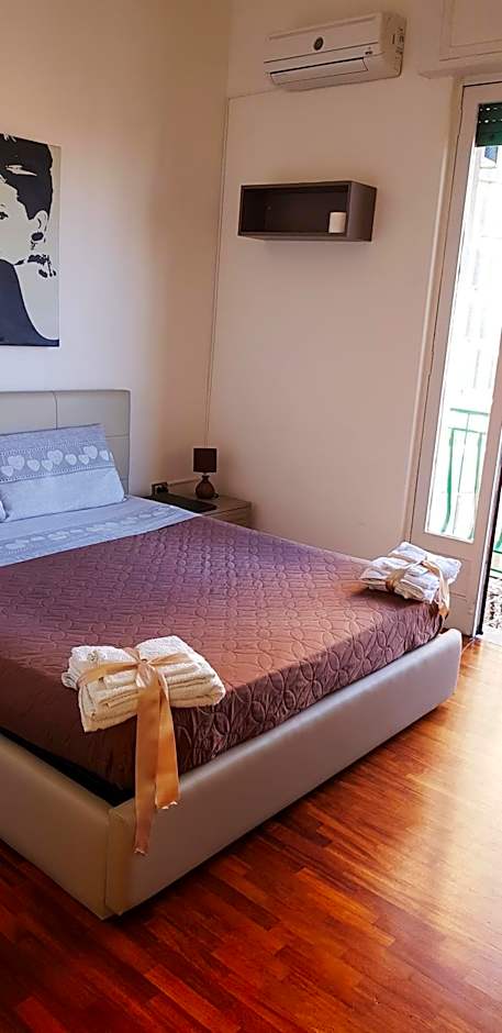 Blue Crystal NAPOLI ROOMS