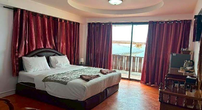 Jirawan Hotel